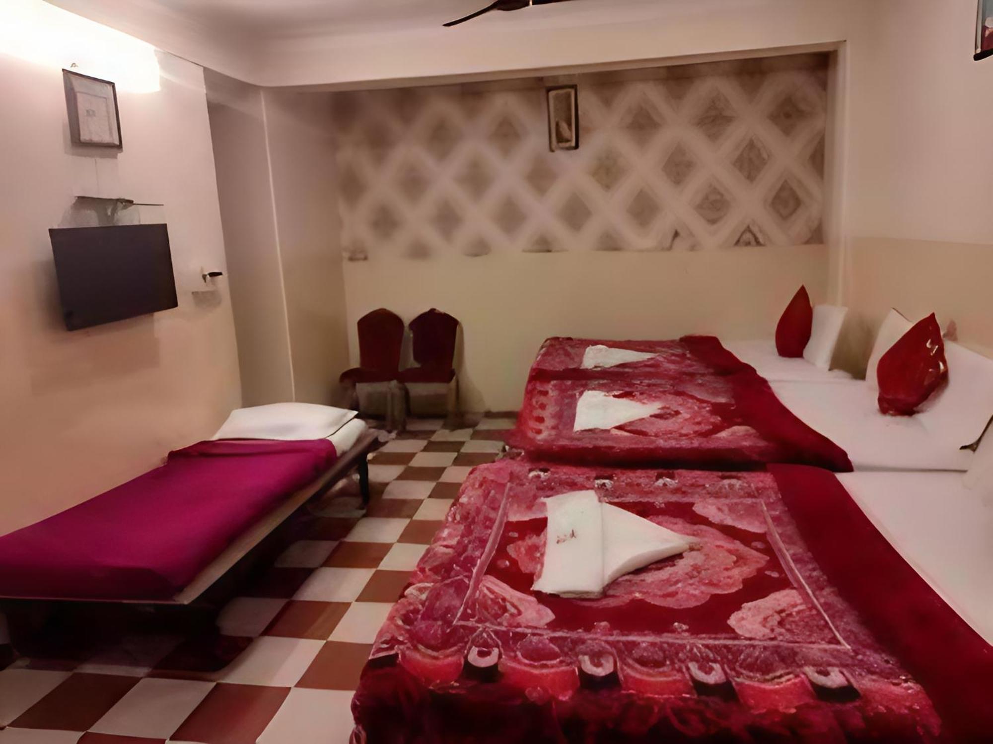 Готель Nkf Residency Mysuru Екстер'єр фото